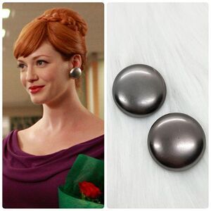 🔮 5/$25 Vintage‎ 1960s Dark Silver Clip On Earrings